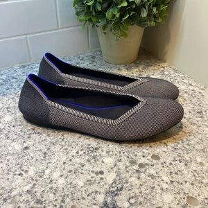 Stylish Black and White Women's Flats